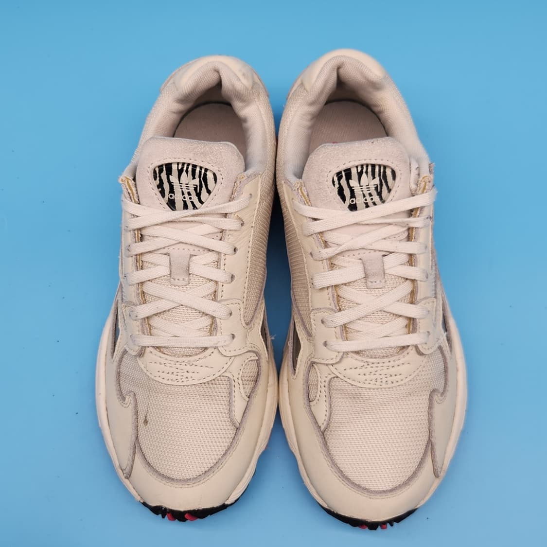 oo 아디다스 팔콘 레오파드 여성운동화240  상품이미지2