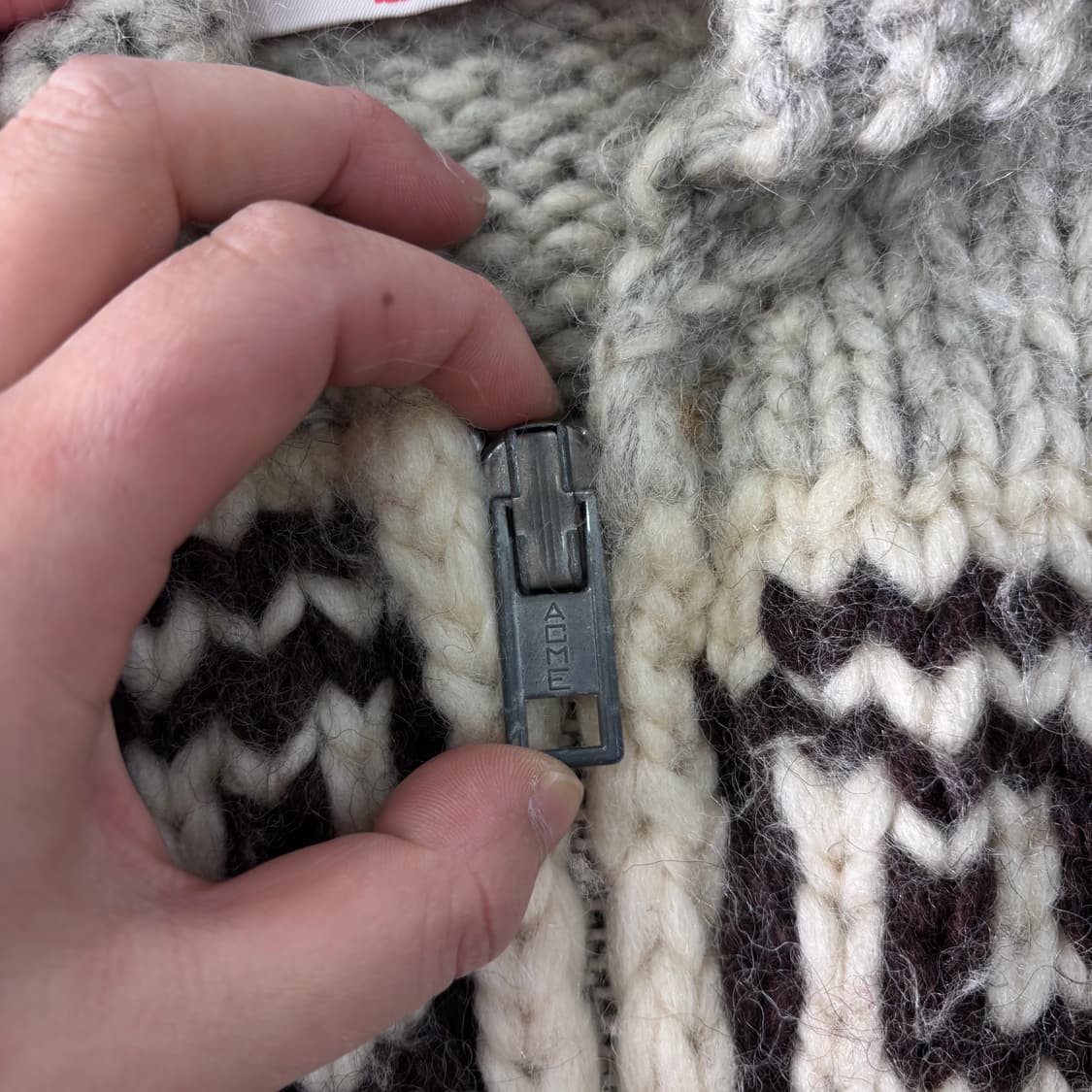 100 TUAK 캐나다 숄카라 코위찬 울 니트 집업 상품이미지4