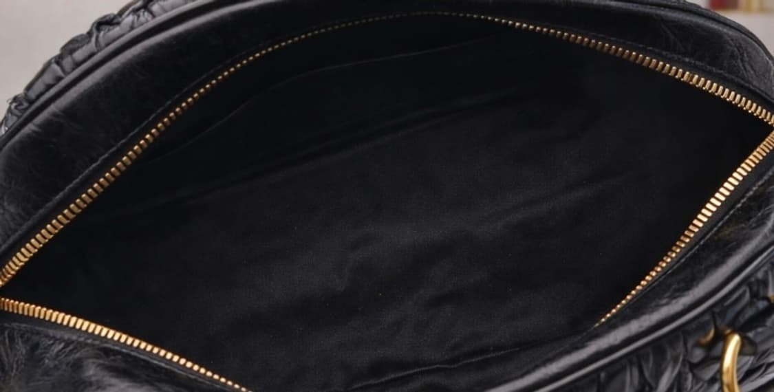 [A급] 미우미우 마테라쎄 럭스 숄더백 판매합니다!!! 상품이미지3