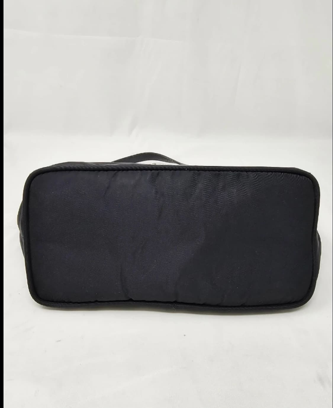 정품 프라다 블랙 나일론 호보백 상품이미지6