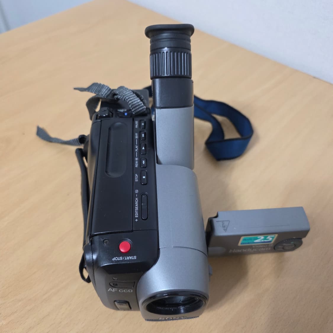 소니 핸디캠 8mm 비디오카메라 CCD-TRV11 NTSC 세트 상품이미지5