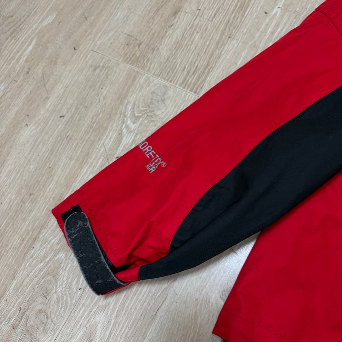 마운틴하드웨어 코프코어 고어텍스 바람막이 자켓 S/90  상품이미지5