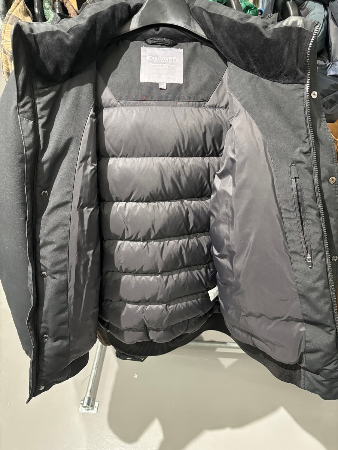 ❤️‍🔥디스커버리 준대장급 패딩❤️‍🔥(드라이클리닝 완료) 상품이미지7
