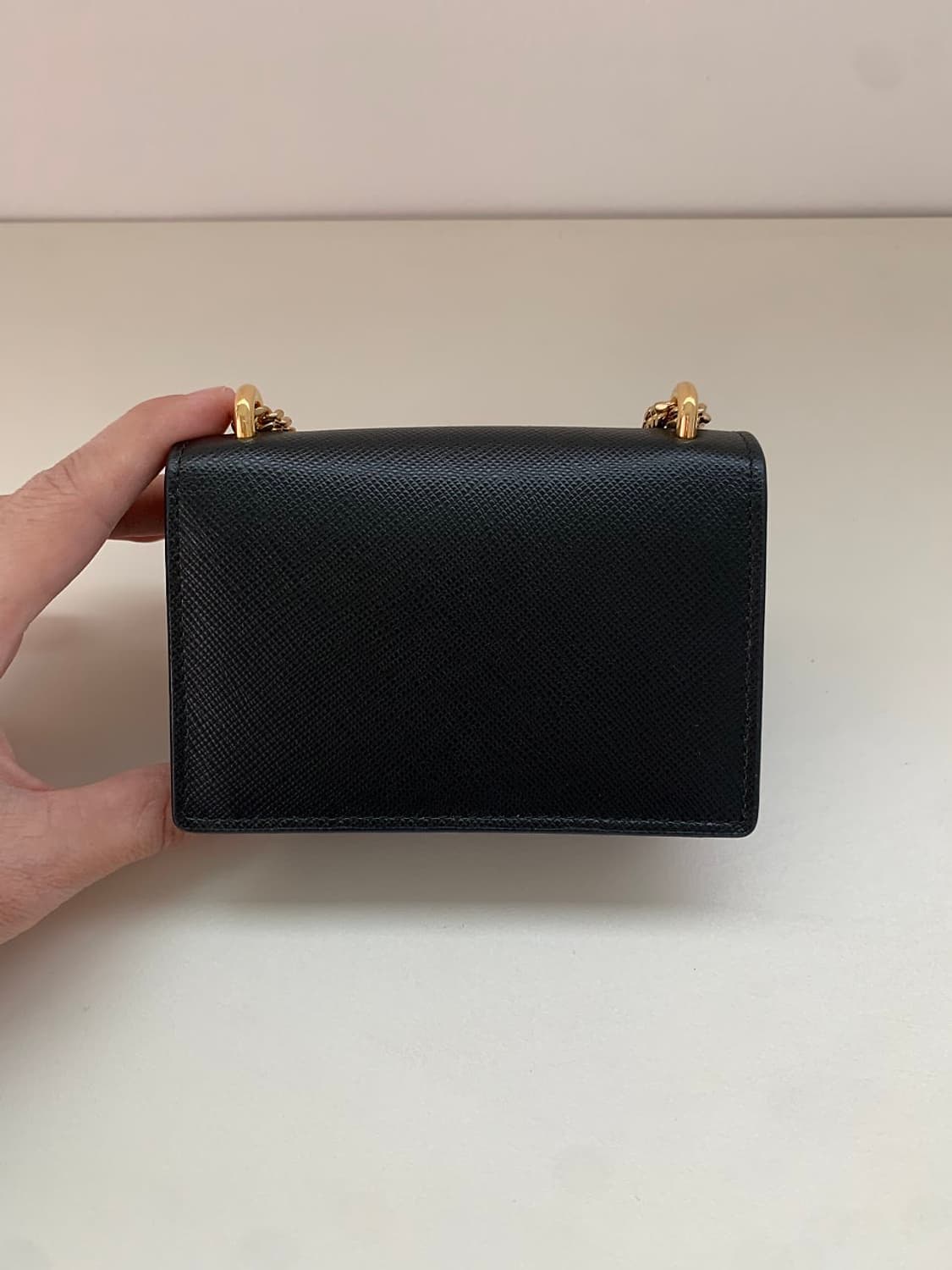 프라다 마이크로 체인백 상품이미지3