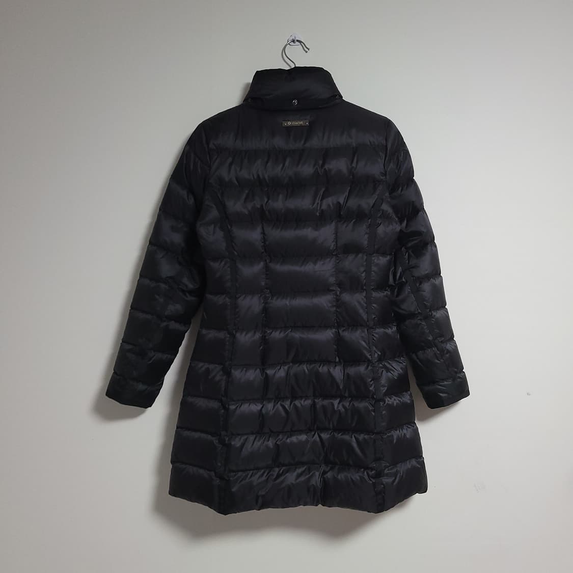 (90) 채리엇 블랙 여성 롱 패딩 코트 구스다운 상품이미지5
