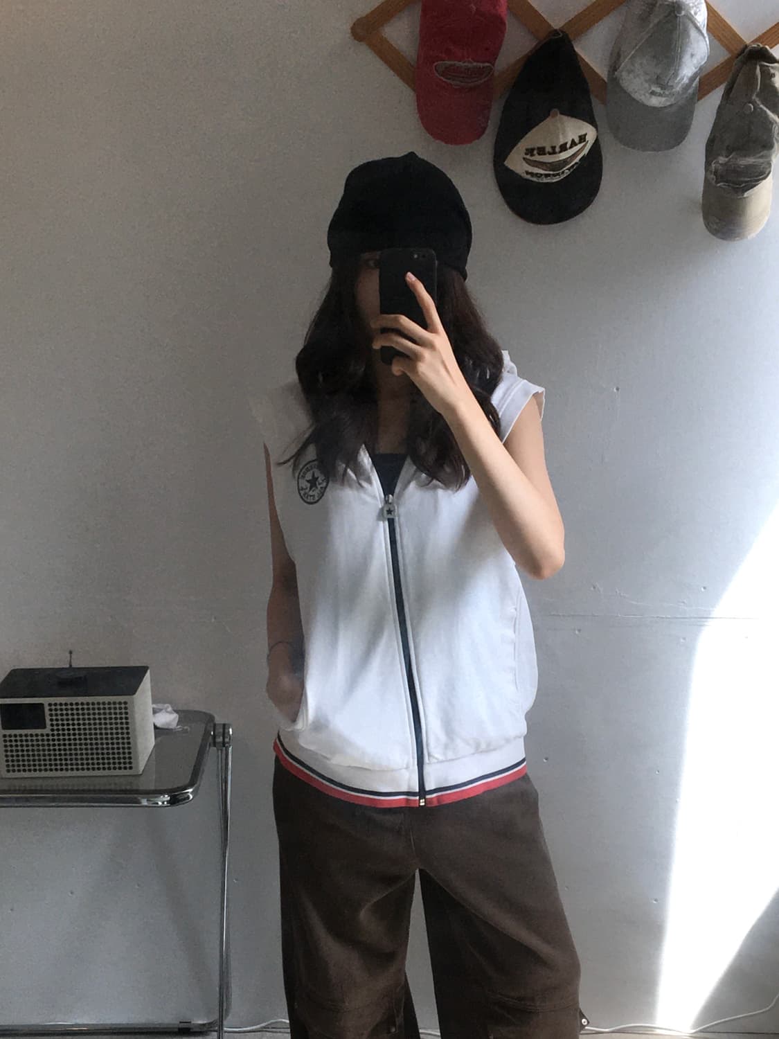 컨버스 백프린팅 후드 슬리브리스 상품이미지1
