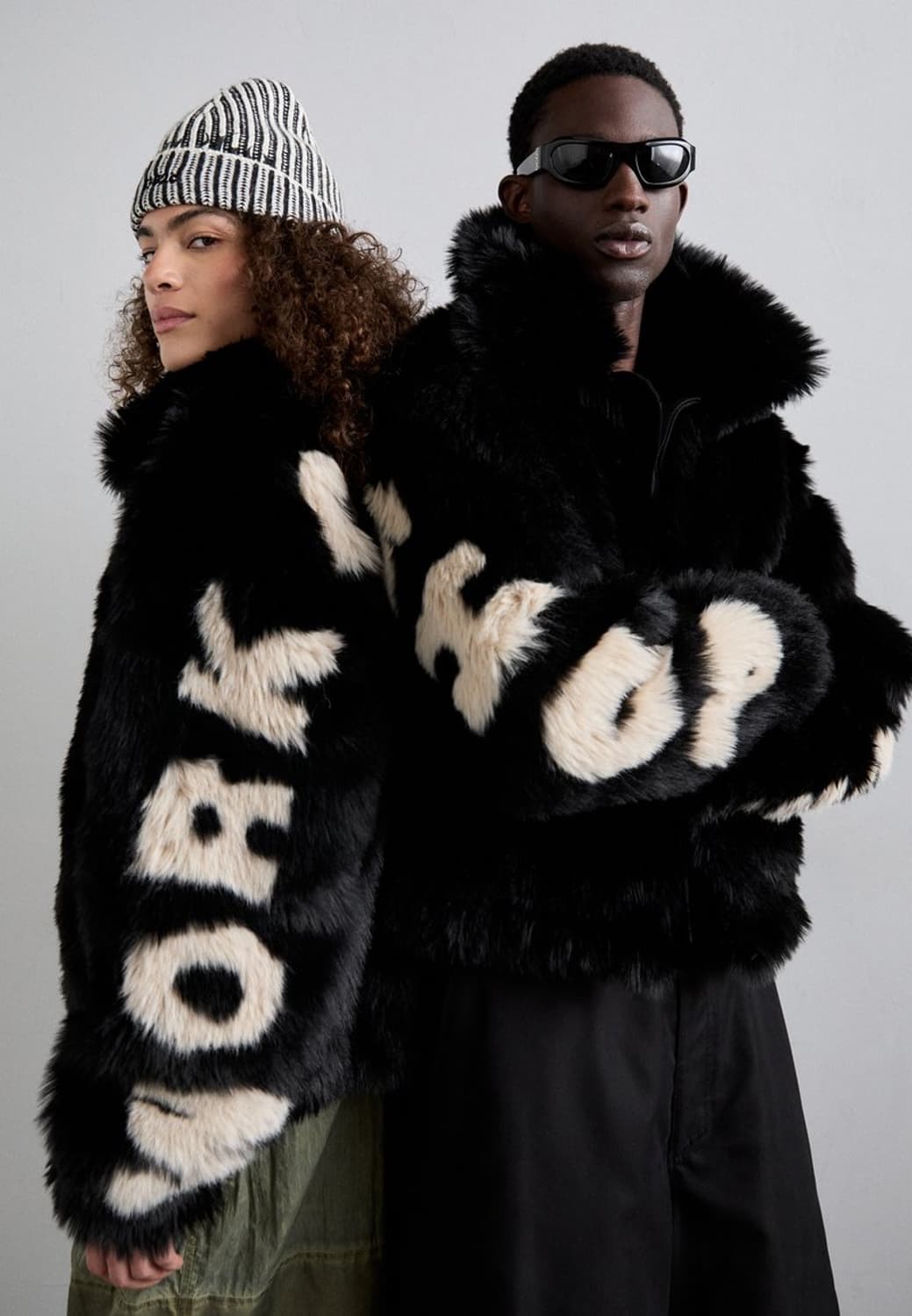 [M] 032c 24FW 안티 고갱 페이크 퍼 자켓 블랙 상품이미지4