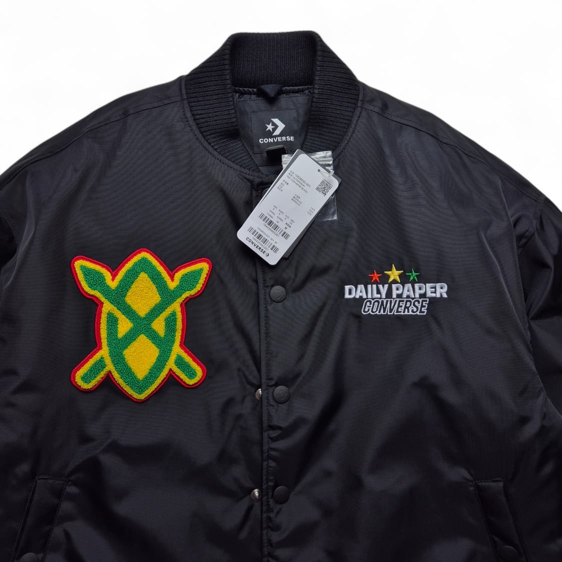 [새상품][S] 컨버스x데일리페이퍼 스타디움 자켓 상품이미지3