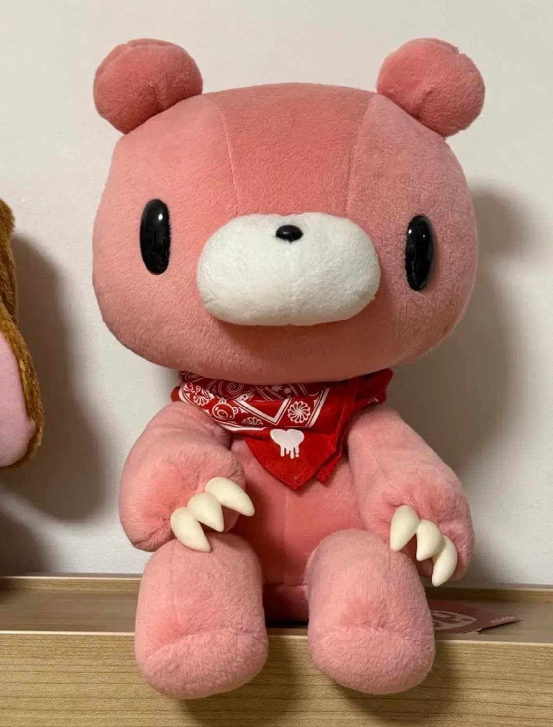 앉아있는 글루미베어 인형 중형인형 대형인형 상품이미지1