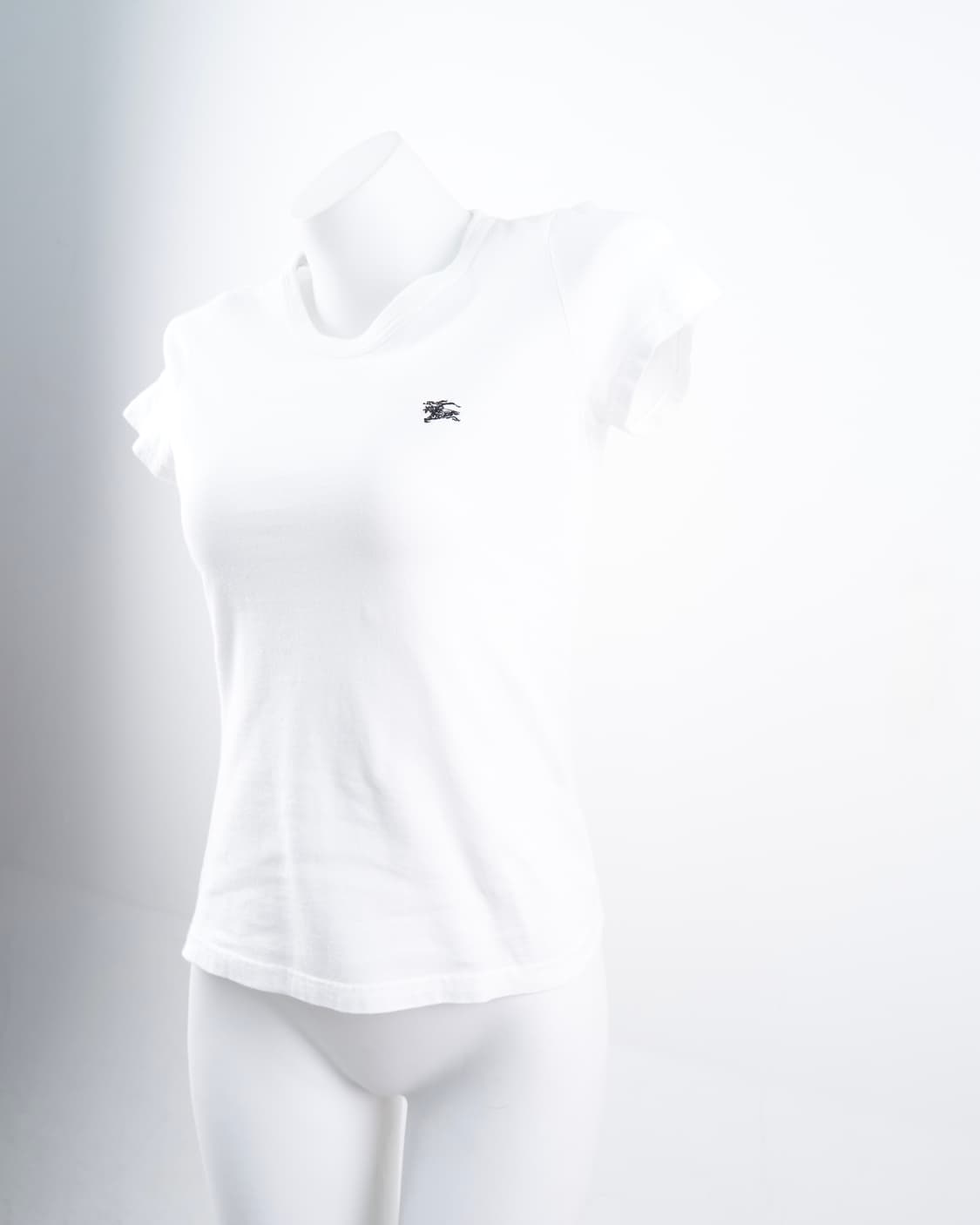 Burberry 블루라벨 로고 화이트 반팔티 상품이미지3