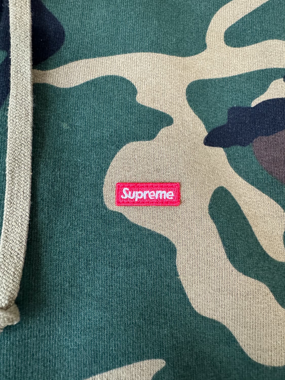 슈프림 스몰 박스 카모 후드집업 S사이즈 상품이미지3