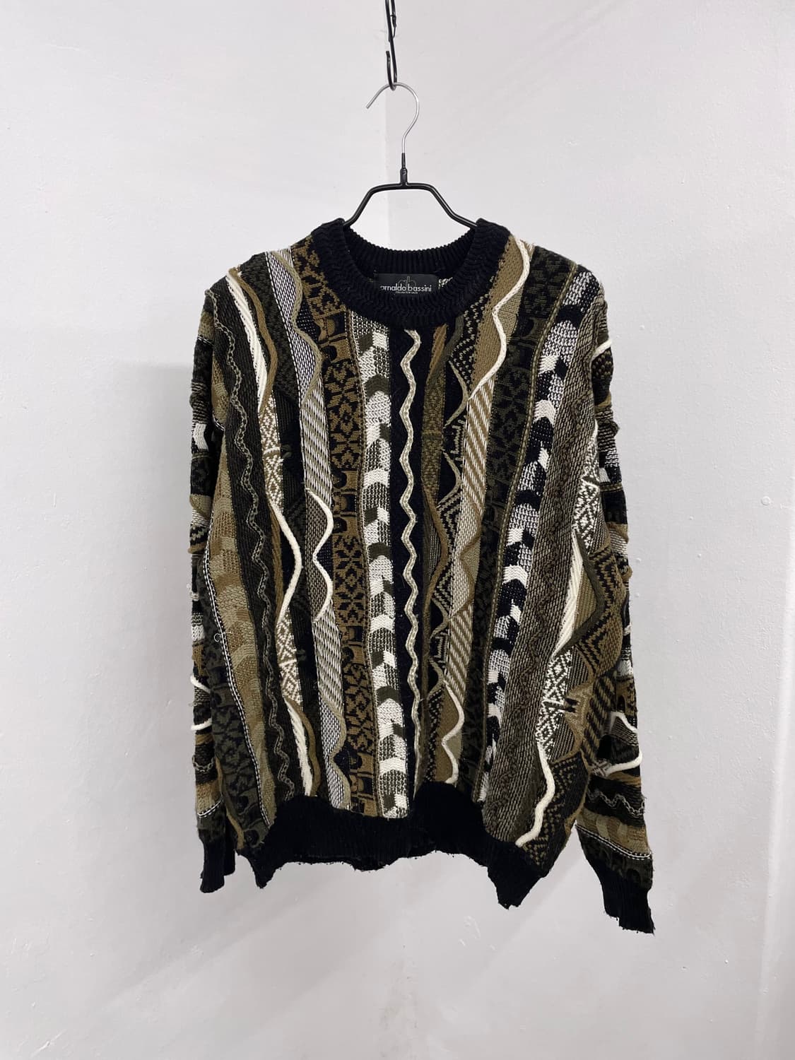 브라운 그런지 케이블 니트  상품이미지4