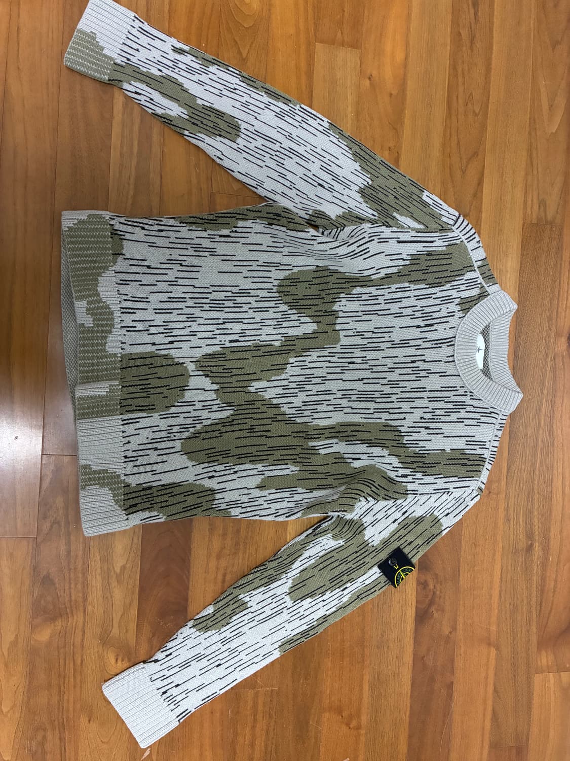 스톤아일랜드 레인 니트 상품이미지1