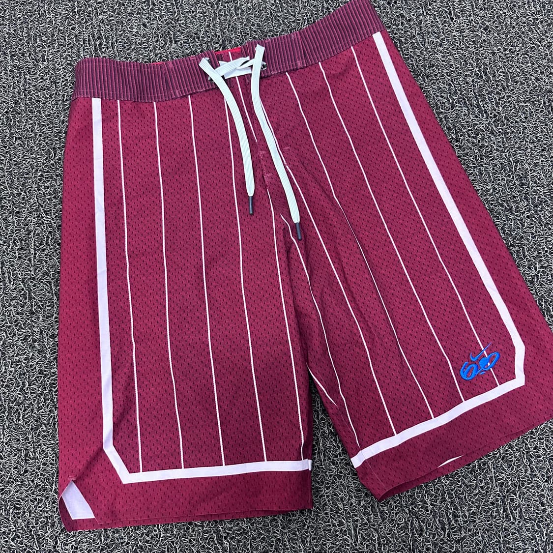 NIKE 나이키 6.0보이 마룬쇼츠 운동복 바지 35인치 상품이미지2