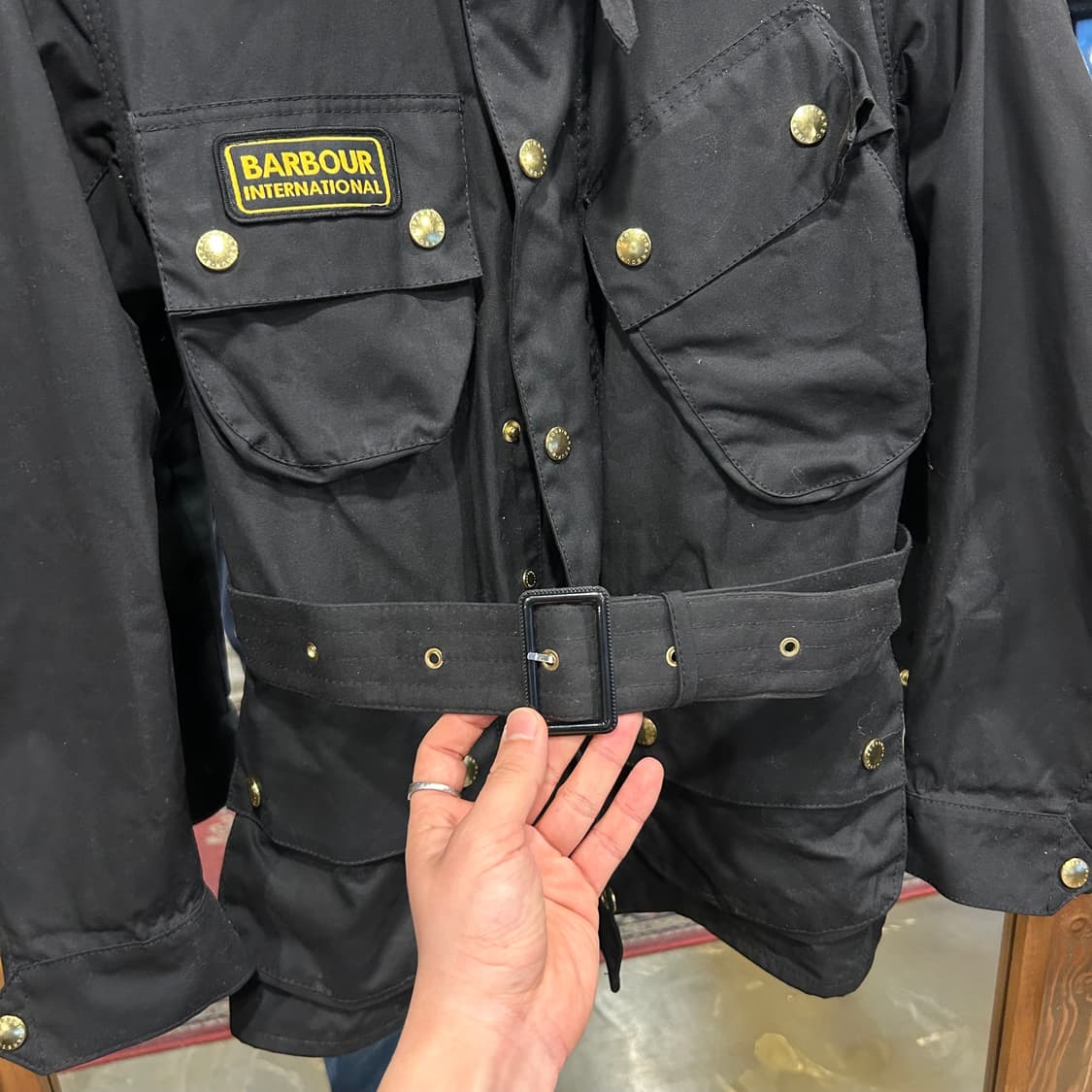 M) 바버 인터내셔널 블랙 왁스 자켓 정품 상품이미지2