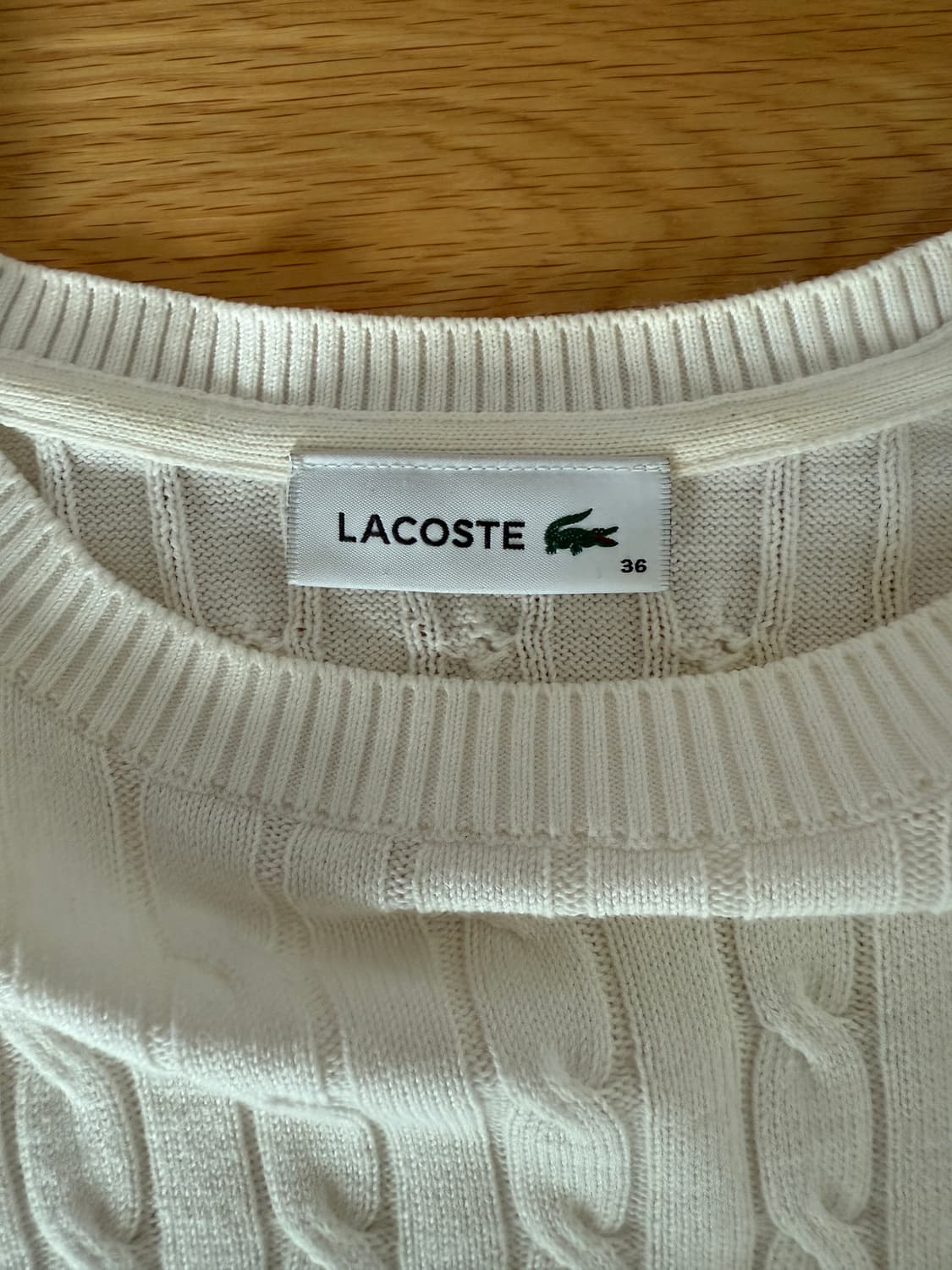 라코스테(LACOSTE) 반팔 꽈베기 니트 상품이미지6