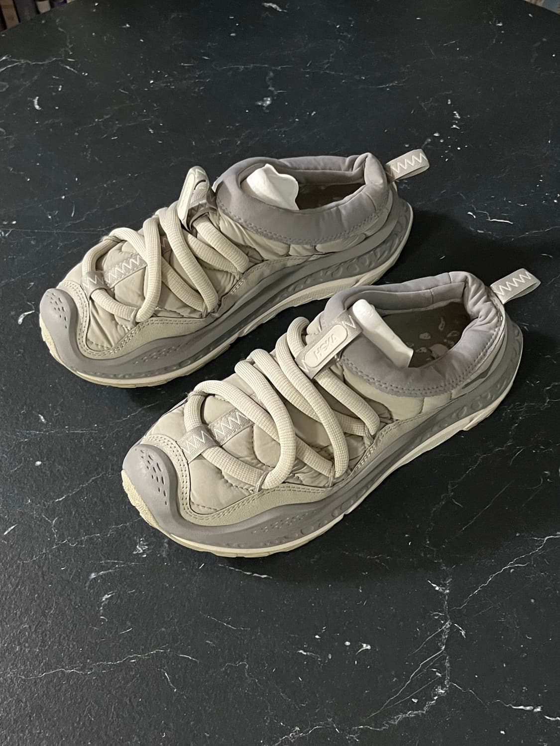 hoka one one 오라프리모 250 상품이미지1