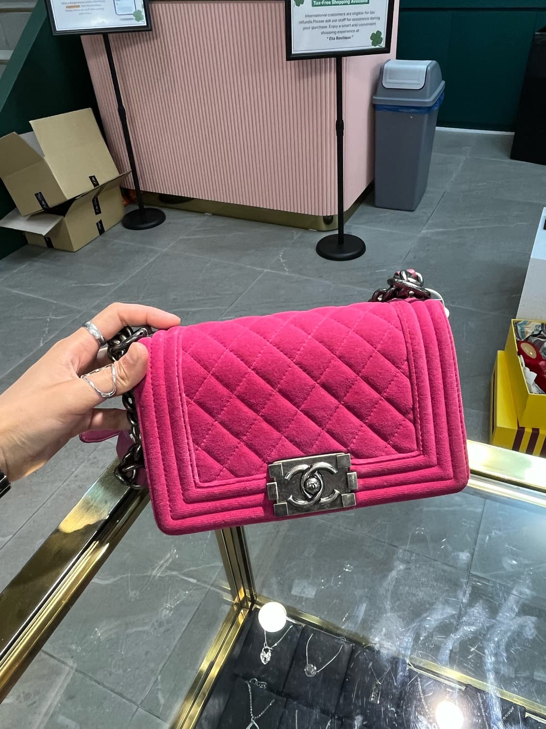 샤넬 보이백 샤넬보이벨벳 상품이미지3