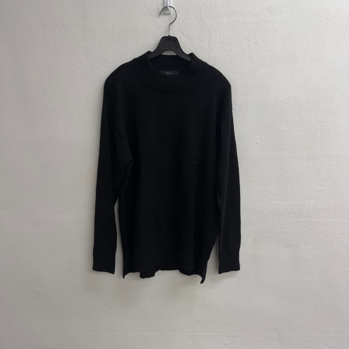 IL CORSO 일꼬르소 크루넥블랙 니트 105 상품이미지1