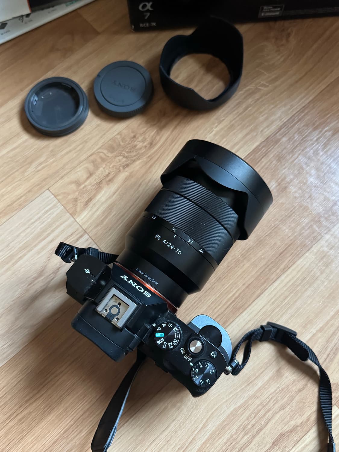 소니 a7 바디+ sel2470z렌즈 fe4/24-70 zeiss 상품이미지7