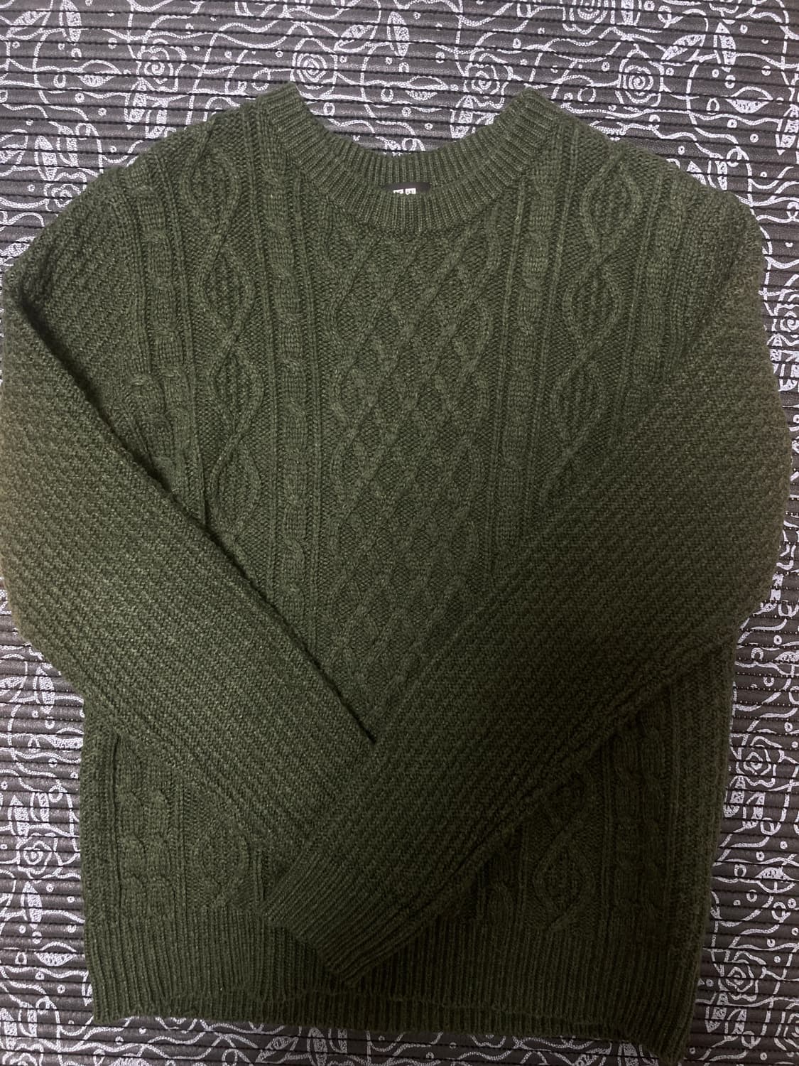 유니클로 케이블 니트 L 올리브 상품이미지1