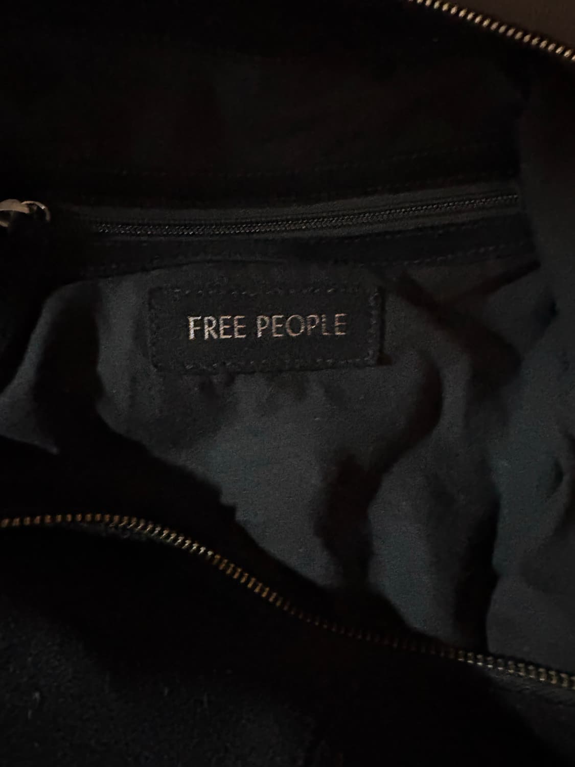 프리피플 로마 스웨이드 토트백 블랙 상품이미지6