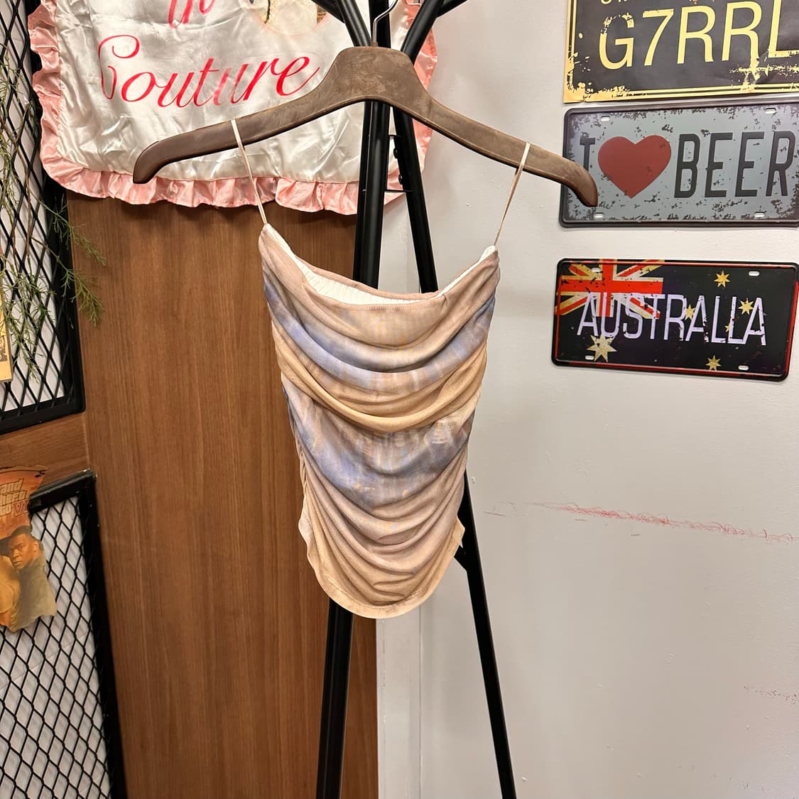 Beige Tie-Dye Shirred Sleeveless Top  상품이미지2