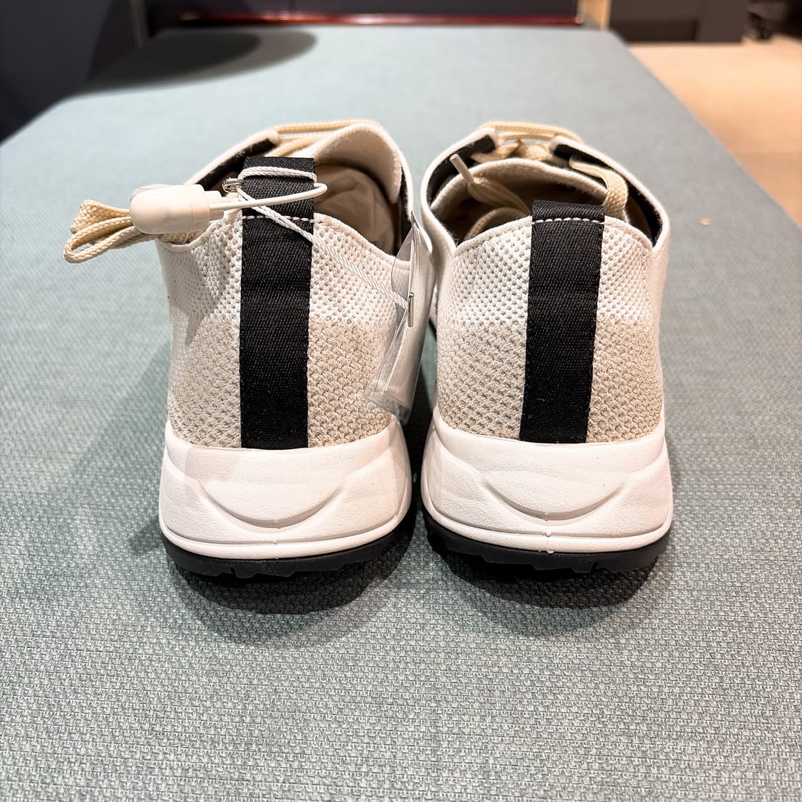 (정품/새상품) KITON 키톤 남성 러닝 니트 스니커즈 상품이미지4