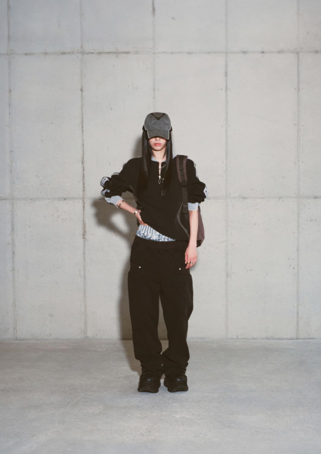 MSCHF CUT OFF SWEAT PANTS_black 상품이미지2