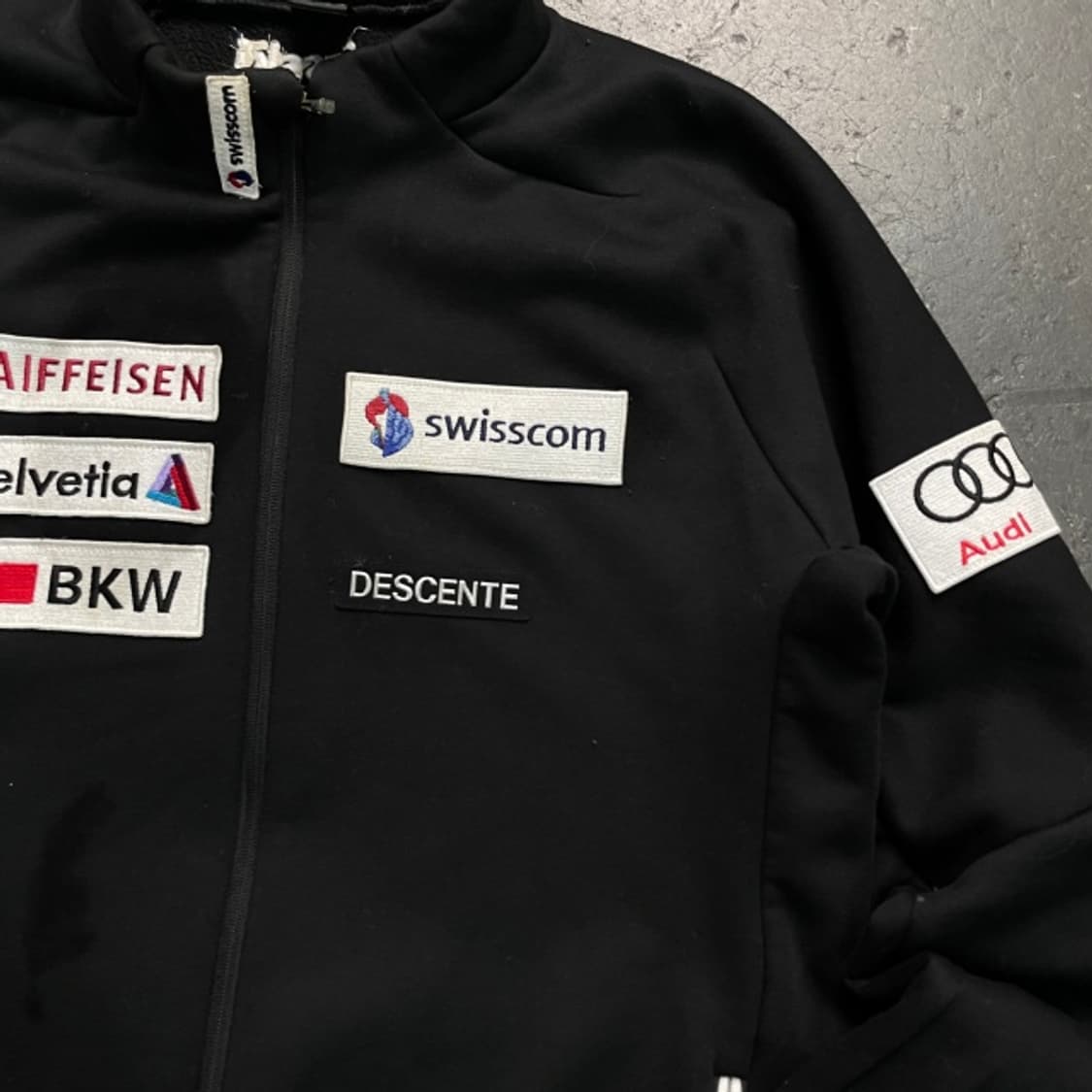 100 데상트 아우디 후리스  상품이미지2