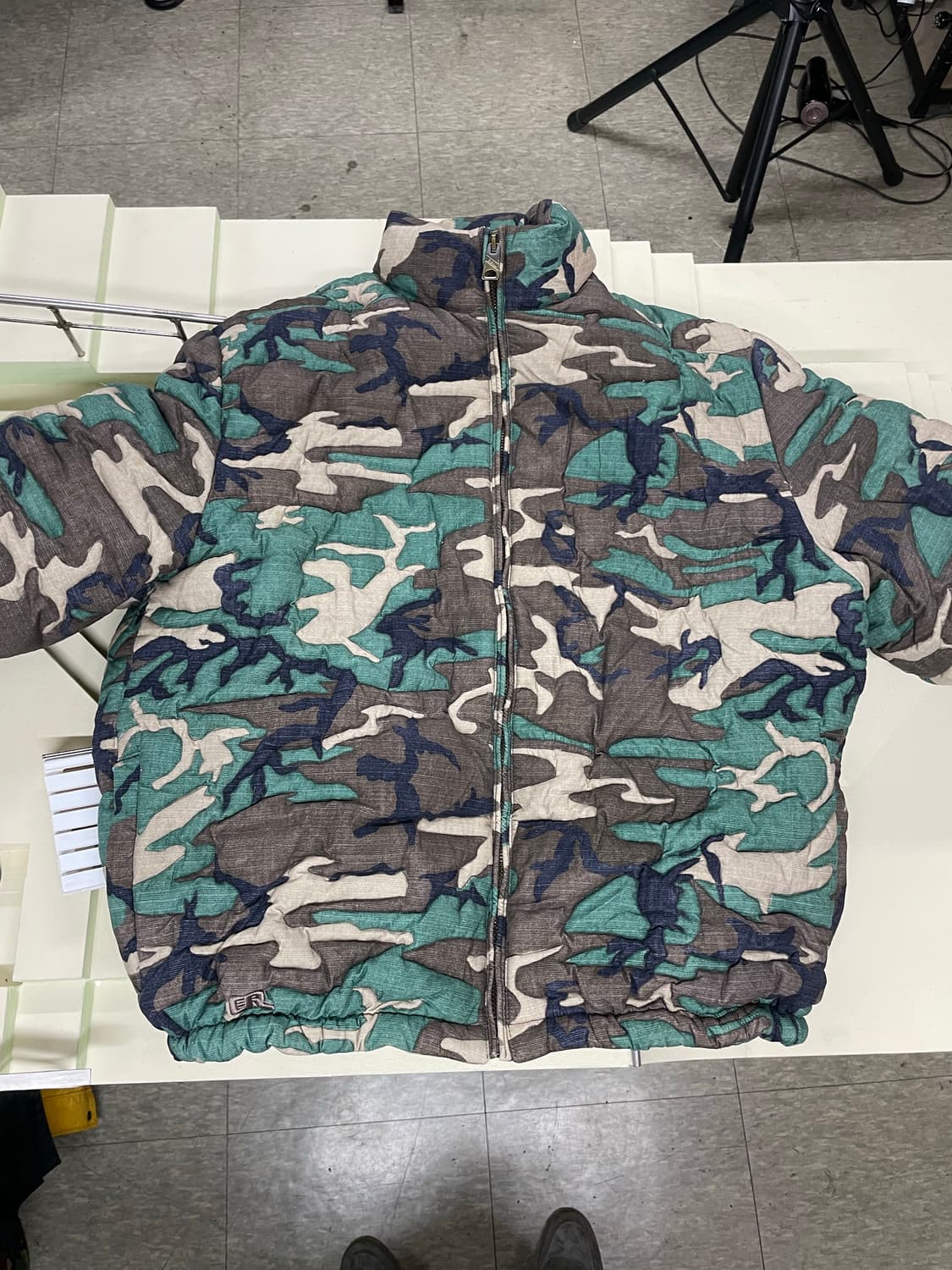 ERL 카모 패딩 L 상품이미지1