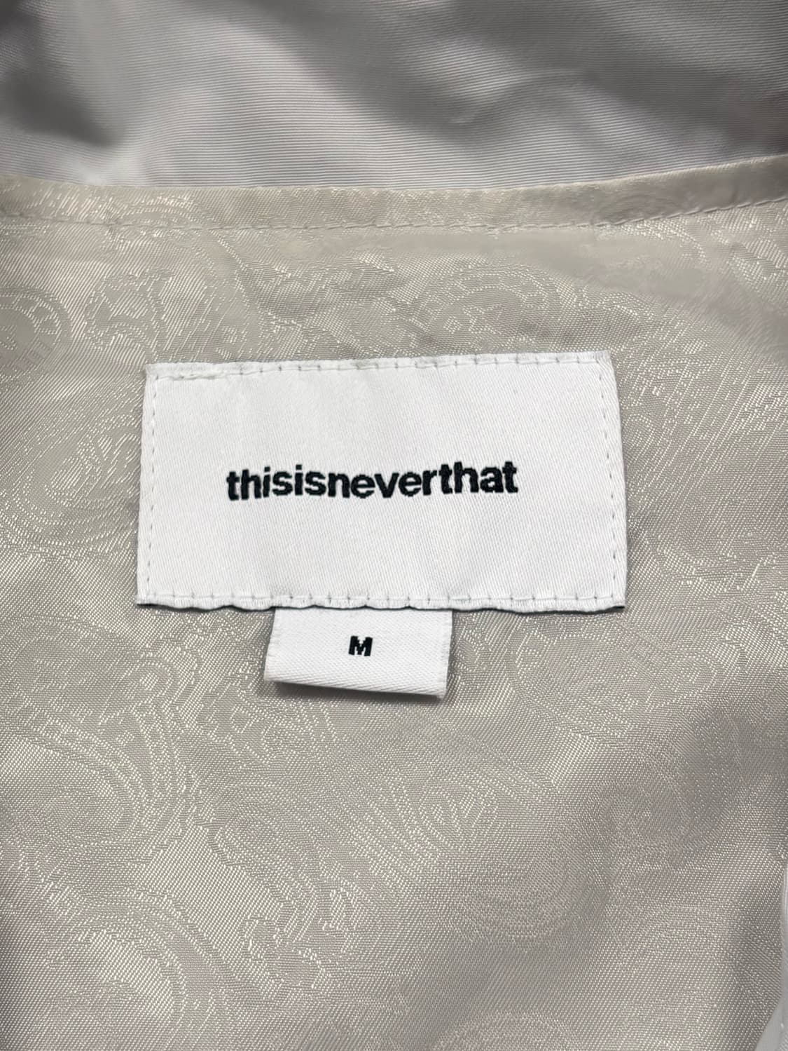 디스이즈네버댓 그레이 바람막이 자켓 상품이미지7