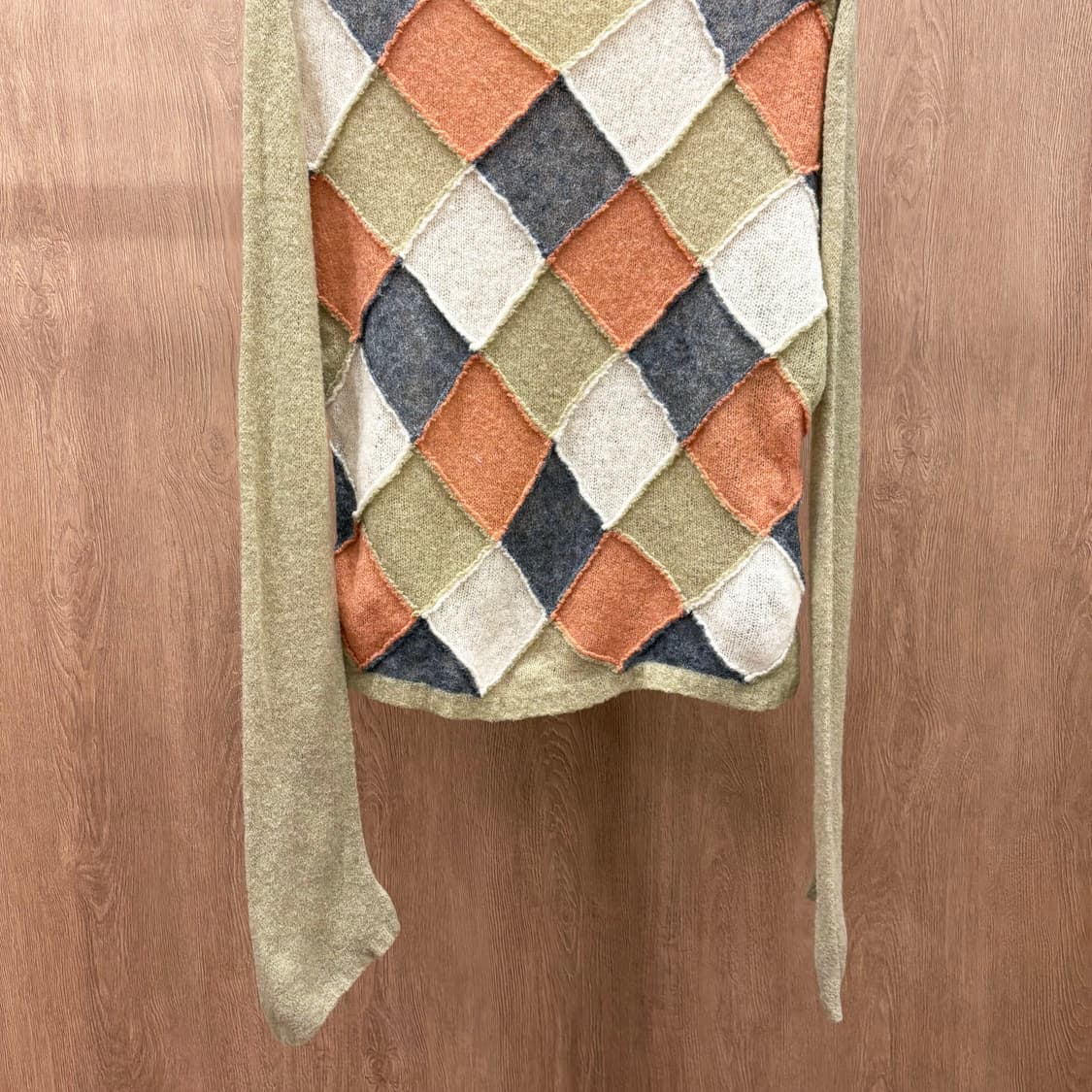 버버리 런던 모헤어 믹스 긴팔 니트 패치워크 아가일 패턴 디테일 베이지 상품이미지5