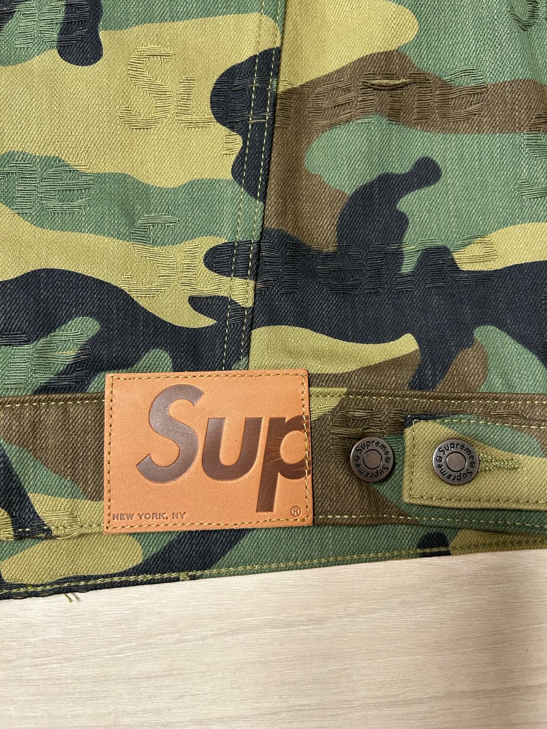 (L) 슈프림 자가드로고 데님 트러커 - 25fw  상품이미지6