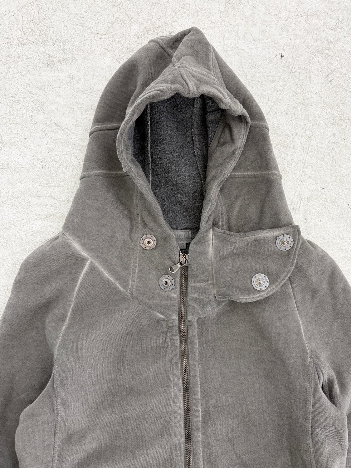 트랜짓 페이딩 패널 후드 집업 상품이미지2