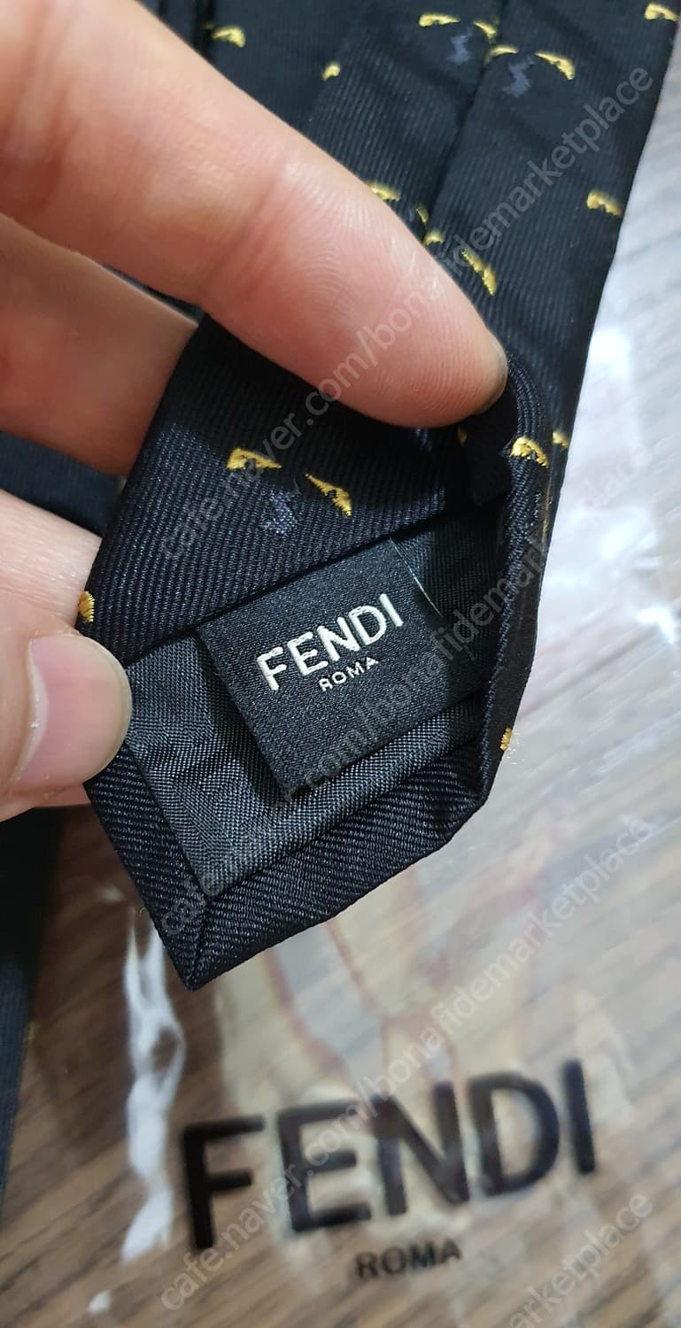 펜디 몬스터 넥타이 상품이미지7