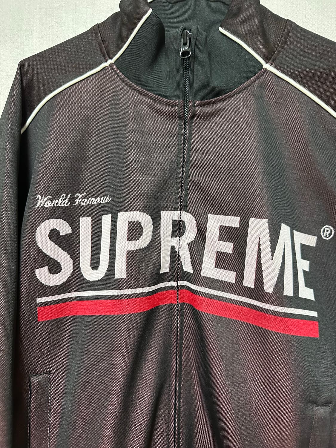 ( 초 새상품급!!) 22FW슈프림 월드 페이머스 트랙 자켓 L 상품이미지3