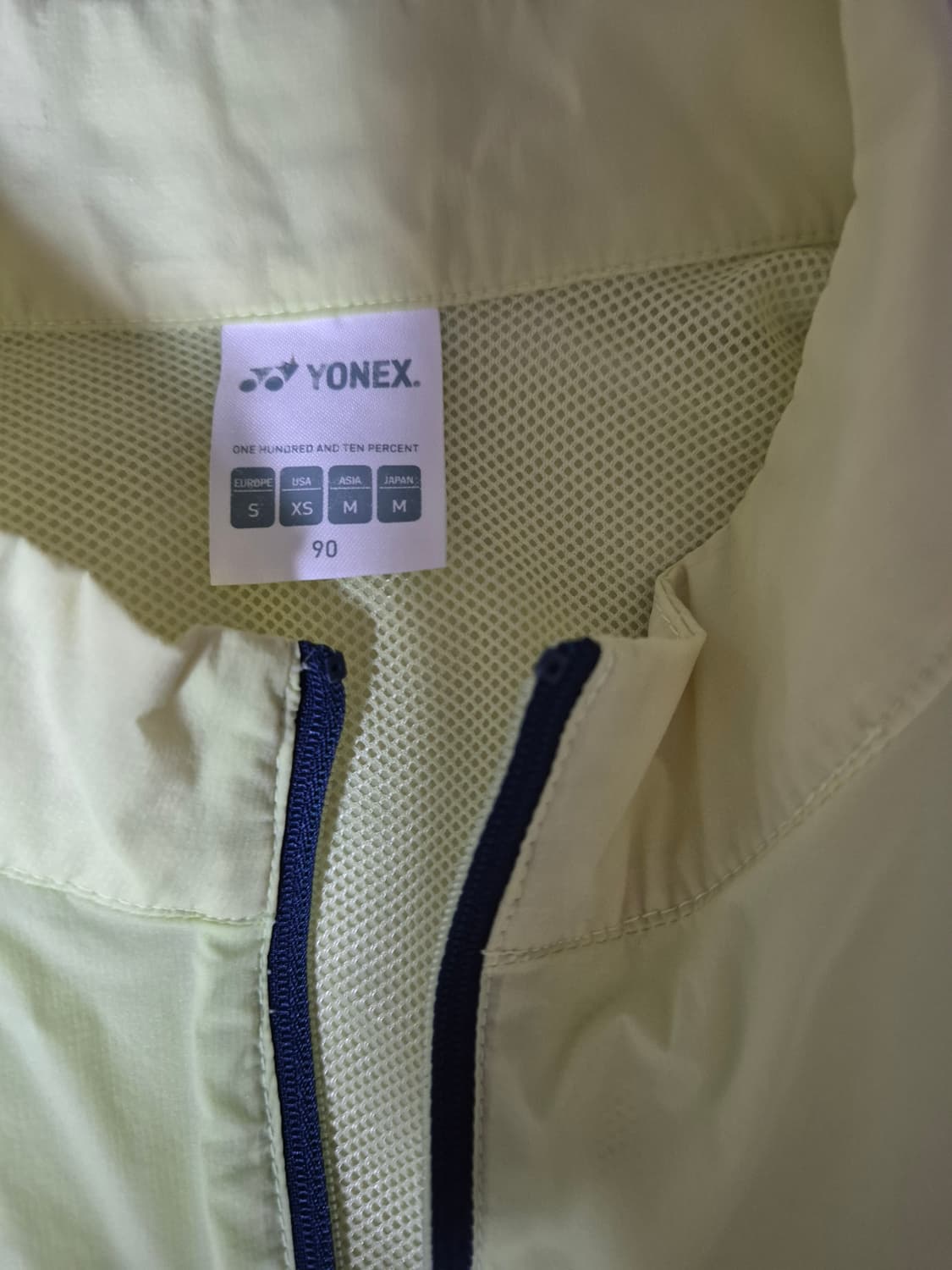 정품 요넥스 경량 윈드브레이커 상품이미지6