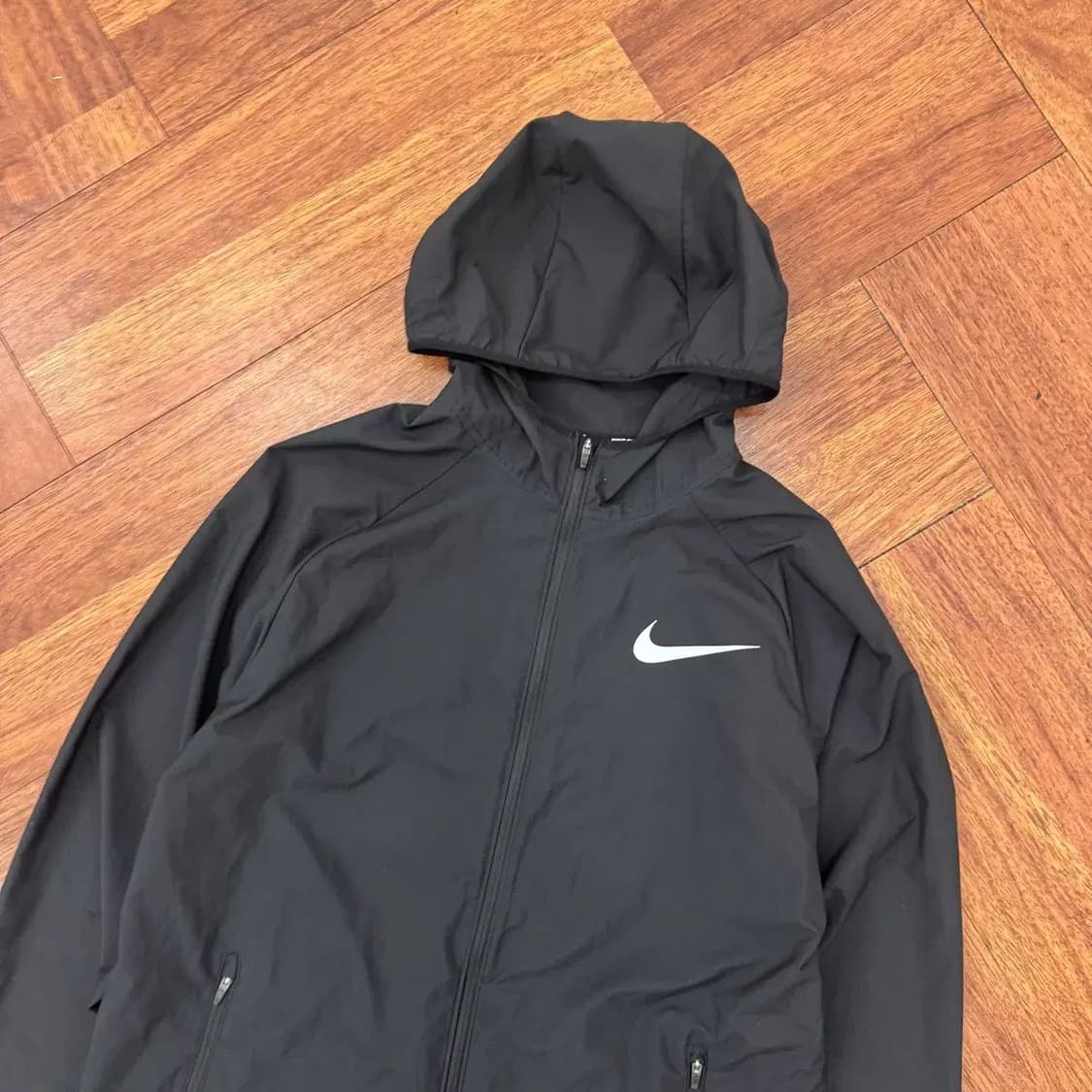 M(100) 나이키 해외판 런닝 바람막이 자켓  상품이미지3