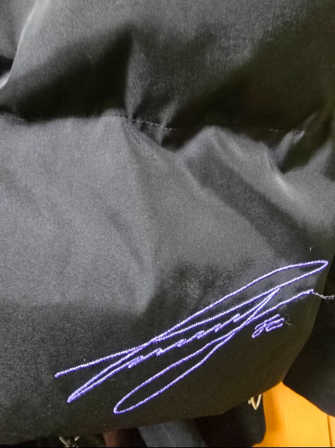 DKZ재찬숏패딩 팬미팅굿즈 싸인자수 꾸미지퍼 상품이미지2