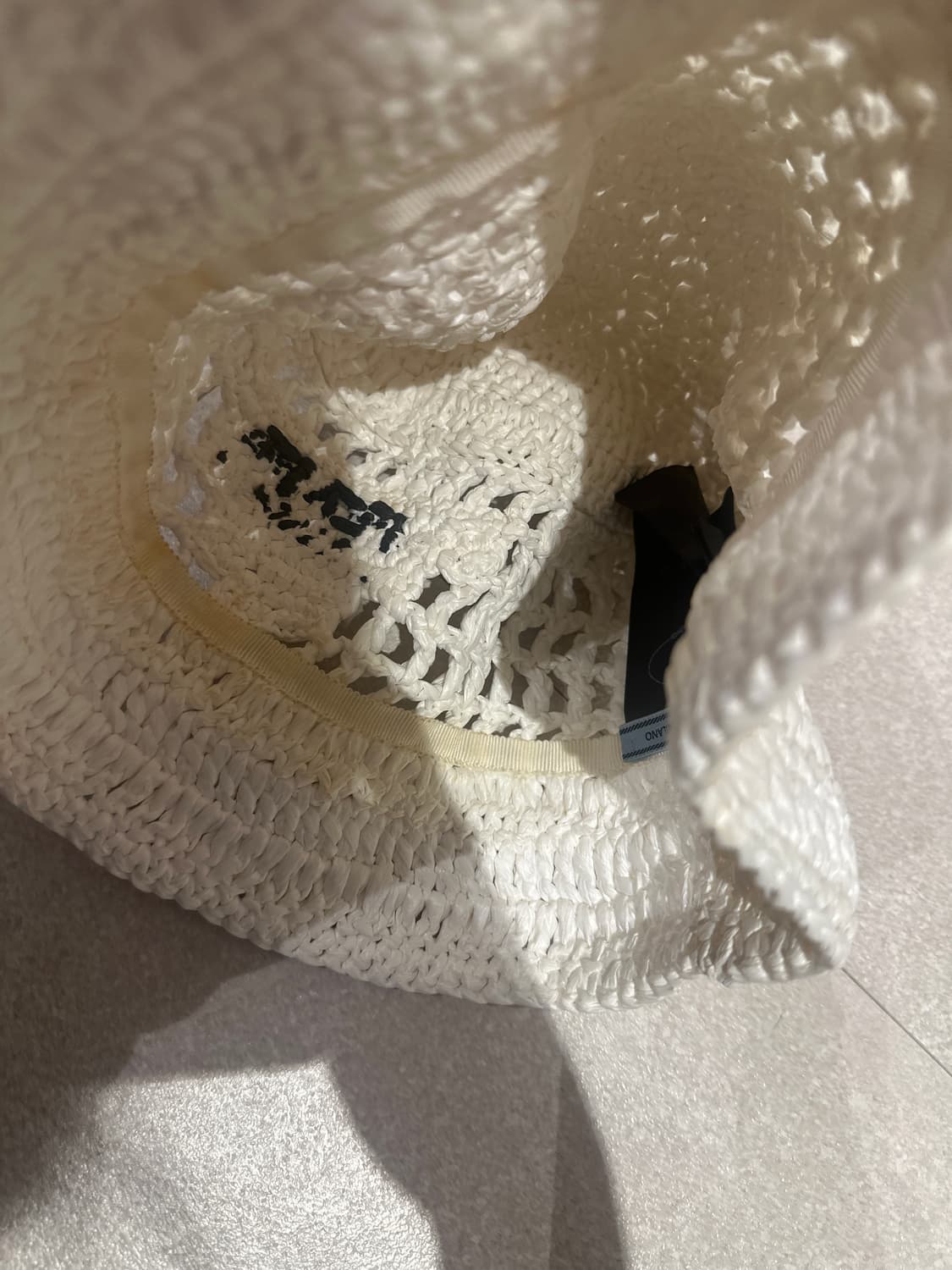 프라다 라피아 크로셰 버킷햇 상품이미지4