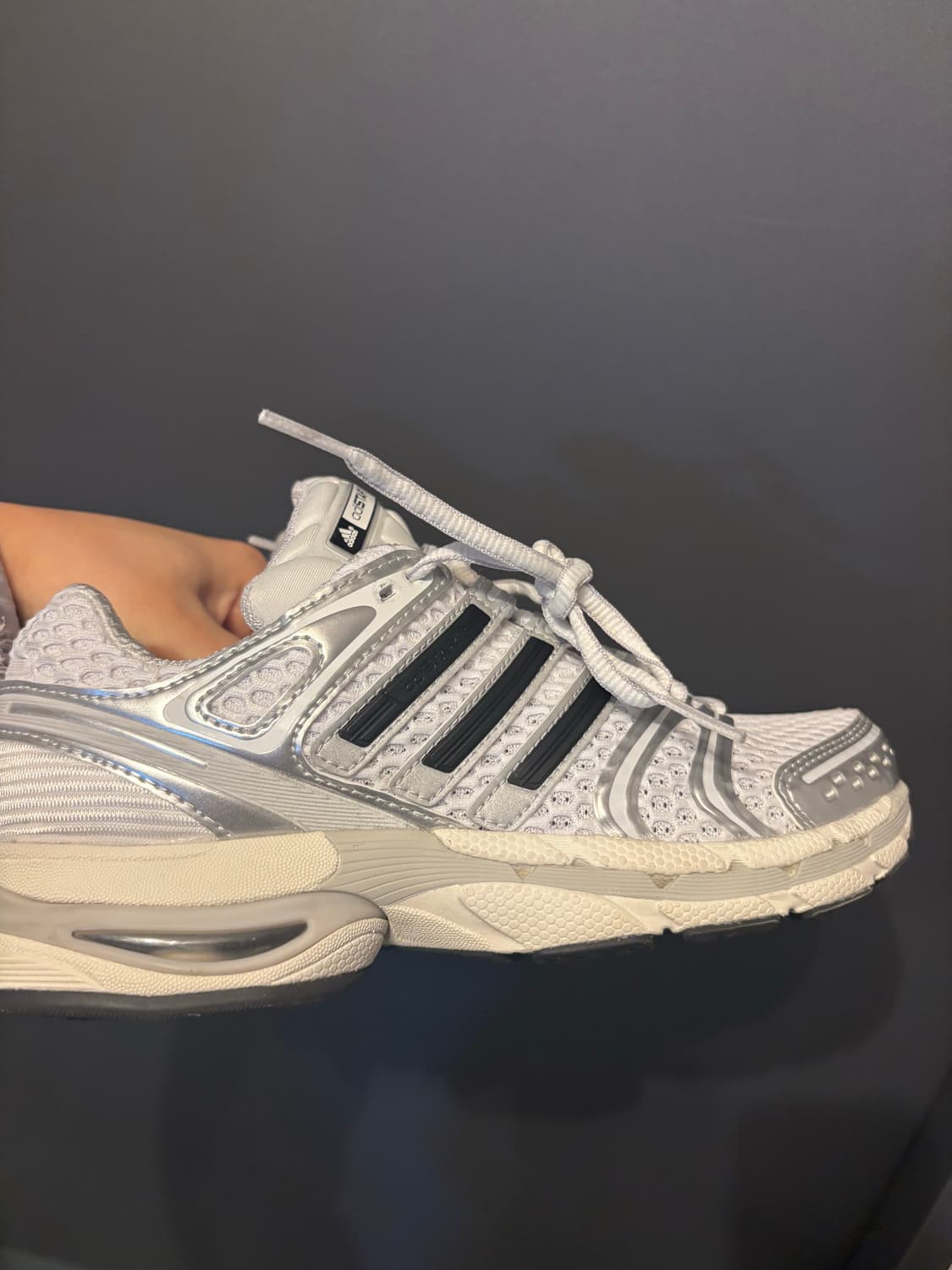 아디다스 아디스타 컨트롤 화이트 230사이즈 상품이미지1