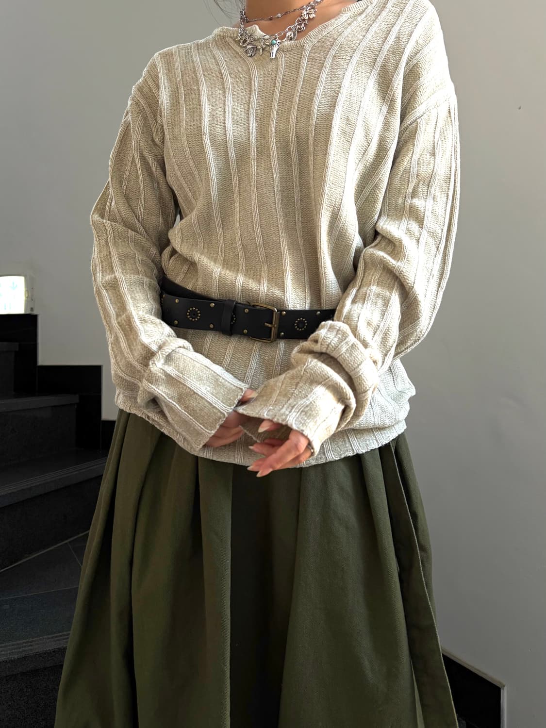 루이스샤브론 스트라이프 짜임 트임넥 긴팔니트 상품이미지3