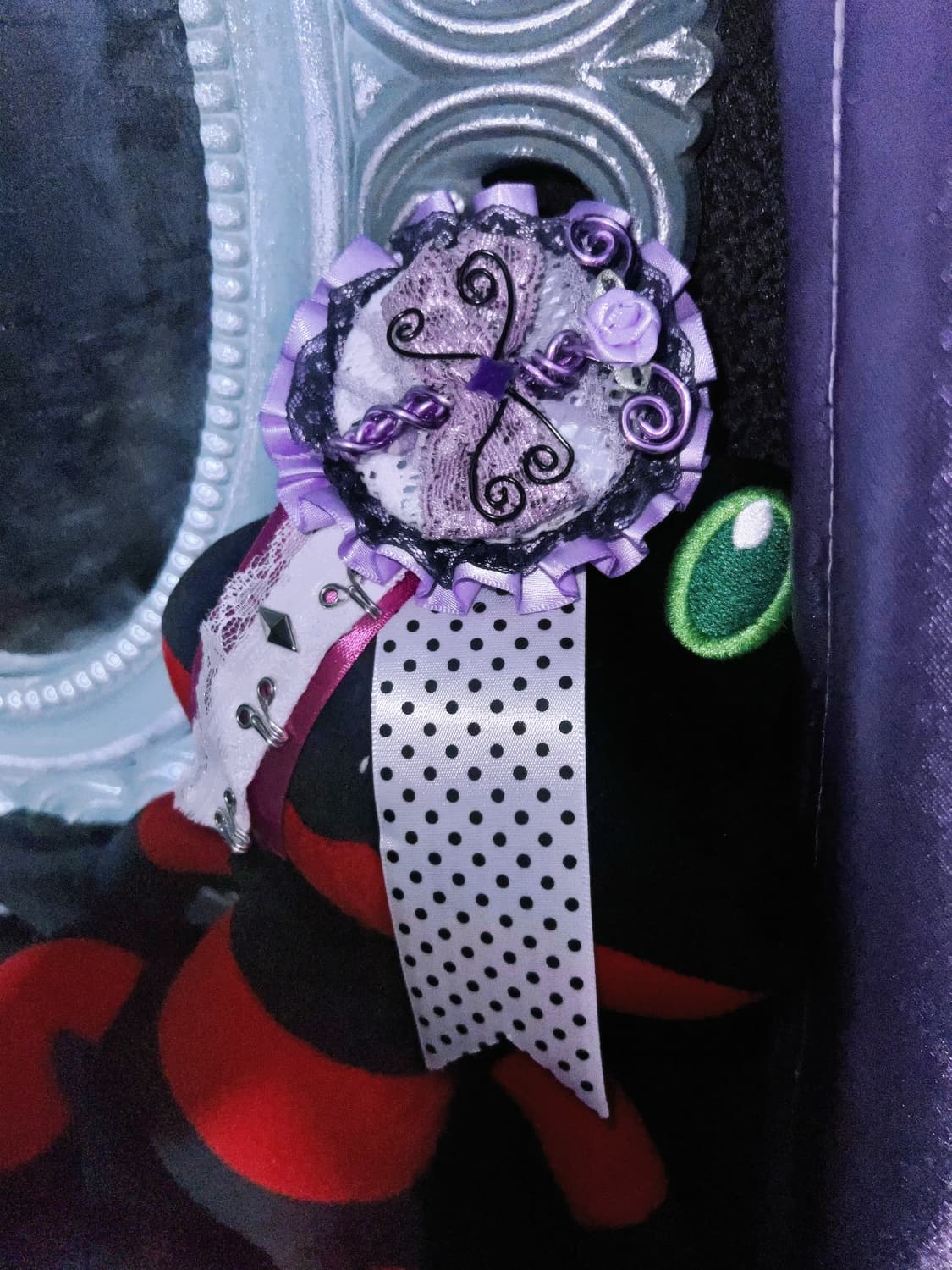 마계 쇼콜라 잠자리 로제트뱃지 상품이미지1