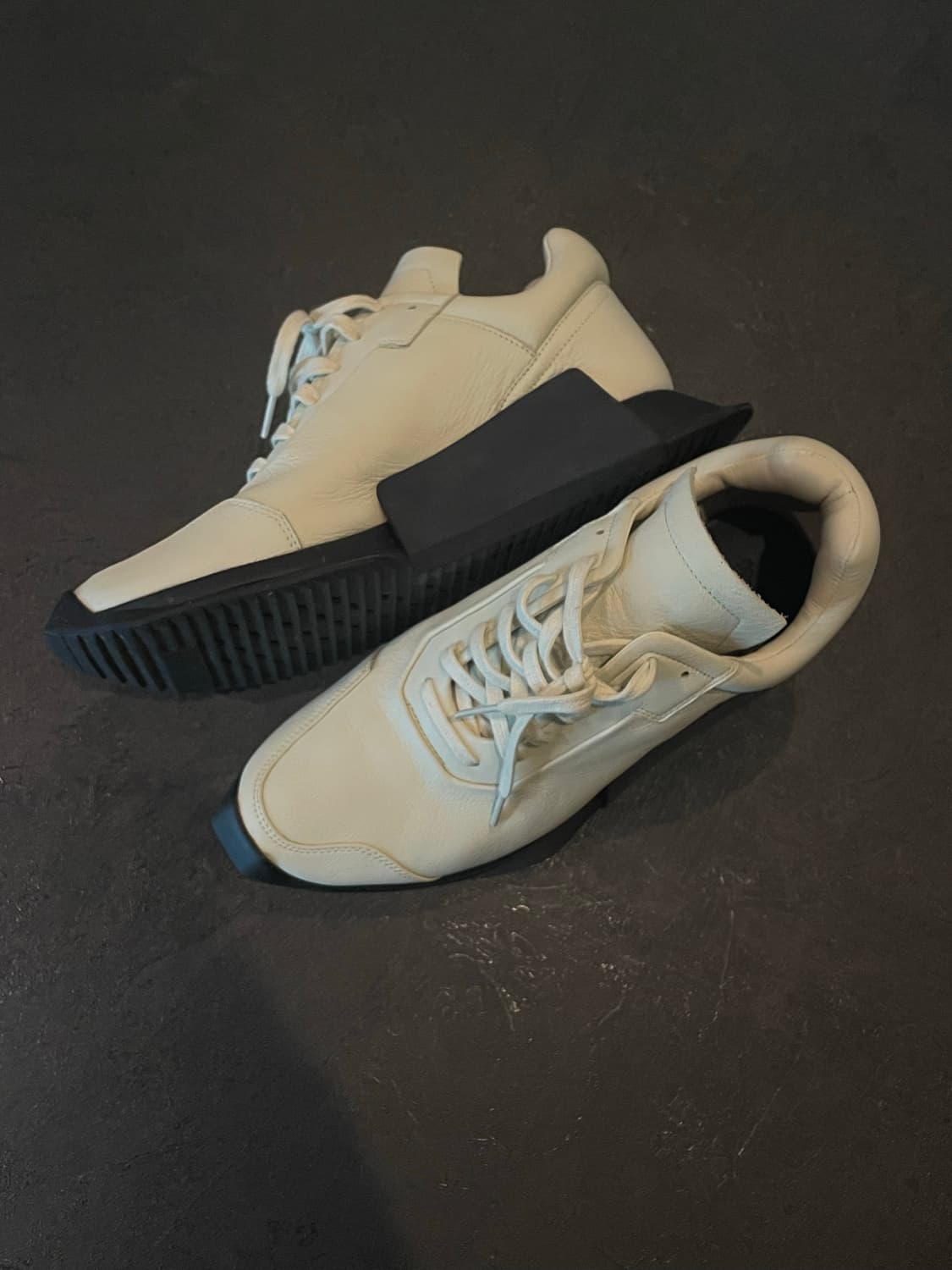 [41] 릭오웬스 x 아디다스 레벨 러너 상품이미지1