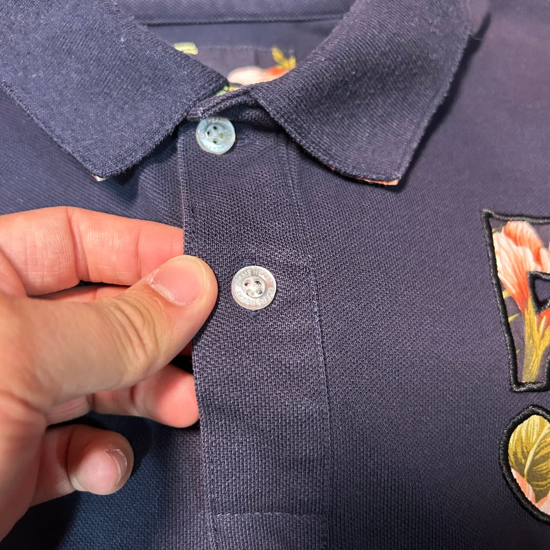 [M] 빔즈 하트 플라워 패턴 카라 반팔 상품이미지3