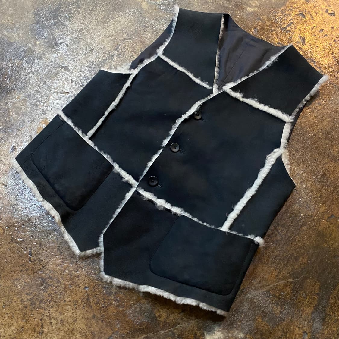 (M) the letters 무스탕 조끼 상품이미지2