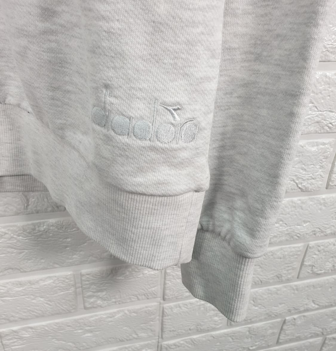 [105]디아도라 맨투맨 상품이미지4