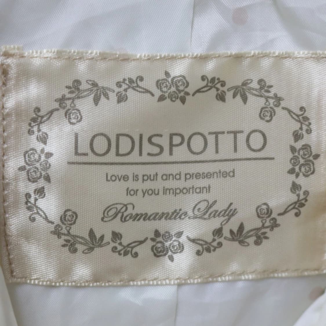 LODISPOTTO 화이트 리본벨트 패딩 60270 상품이미지6