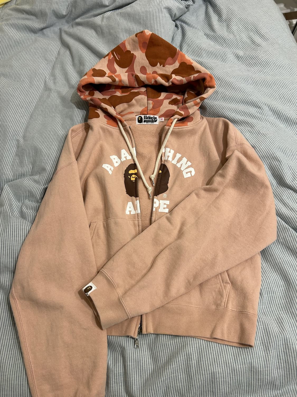 베이프 크롭 후드집업 상품이미지4